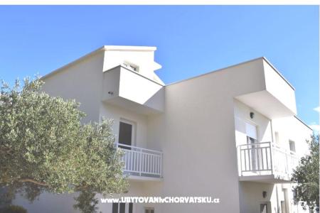 Apartmaji Marin Tučepi Hrvaška