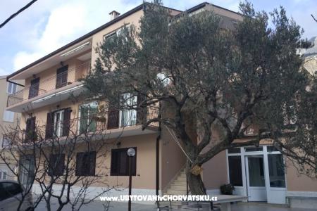 Apartmaji Mena foto 2