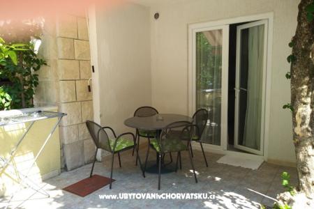 Apartmaji Mija foto 4