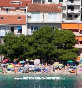 Apartmaji PLAŽA Tučepi Hrvaška