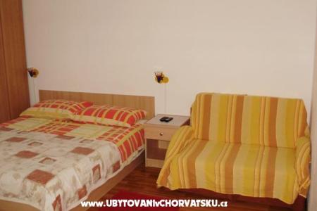 Apartmaji Tri palme foto 4