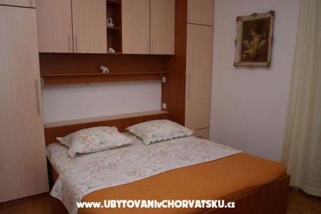 Apartmaji Zelic Tucepi foto 5