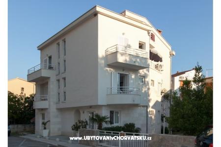Apartmaji Milana - Hiša 2 foto 2