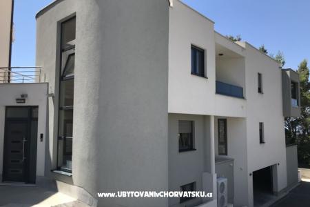 Apartmaji Saric Tučepi Hrvaška