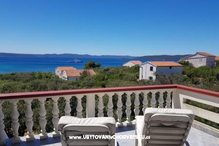 Apartma Ana otok Ugljan Hrvaška