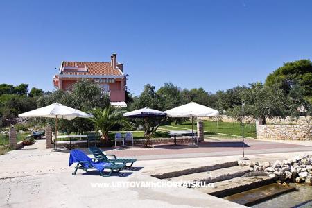 Apartmaji Benic otok Ugljan Hrvaška