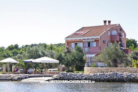 Apartmaji Benic foto 3