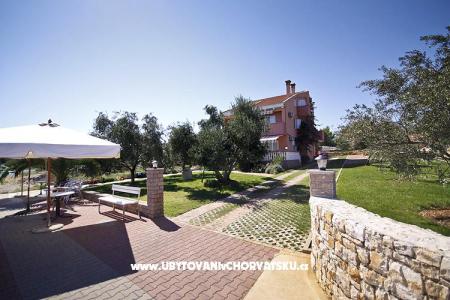 Apartmaji Benic foto 5