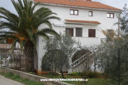 Apartmaji Kalo foto 3