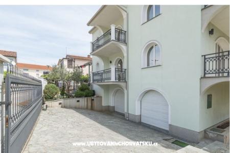 Apartmats Muzic foto 2