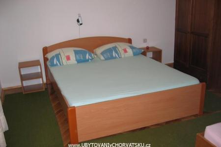 Apartmaji Perutović foto 2
