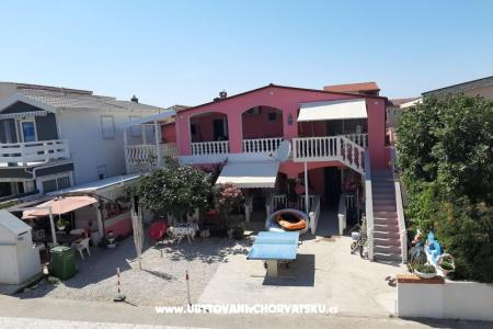 Apartmaji Alma foto 3