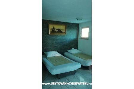 Apartmaji Anamaria foto 2
