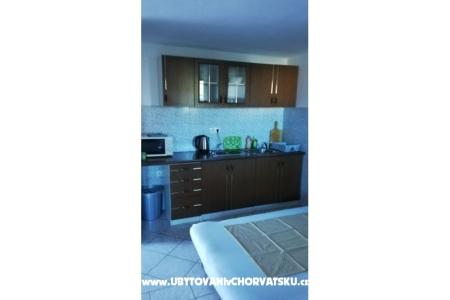 Apartmaji Anamaria foto 3