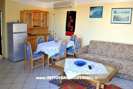 Apartmaji Ivo i Marija foto 3