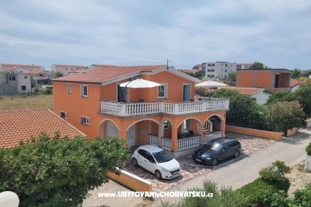 Apartmaji Juriško otok Vir Hrvaška