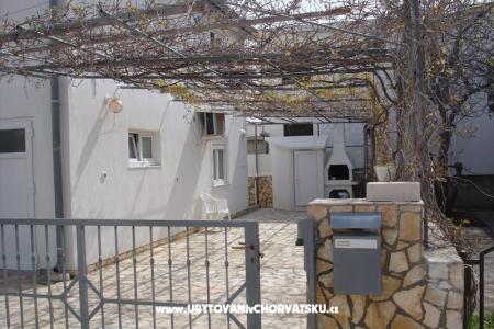 Apartmaji Kalaj foto 3