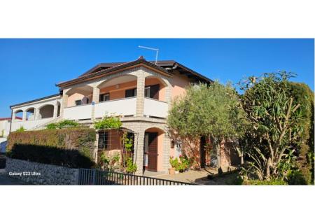 Apartmaji Katica otok Vir Hrvaška