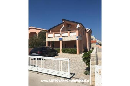 Apartmaji Krznaric foto 2
