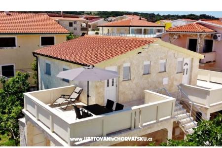 Apartmaji Leo otok Vir Hrvaška