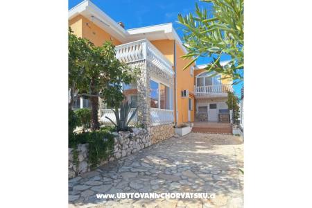 Apartmaji Marjanović otok Vir Hrvaška