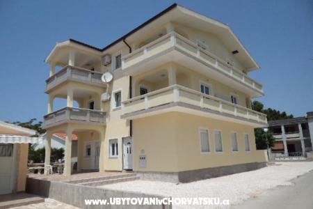 Apartmaji  Villa Matej foto 2