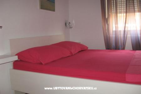 Apartmaji otok Vir foto 3