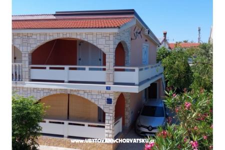 Apartmaji Peašinović otok Vir Hrvaška