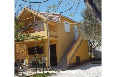Apartmaji Petar otok Vir Hrvaška