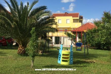 Apartmaji SARIC A foto 4