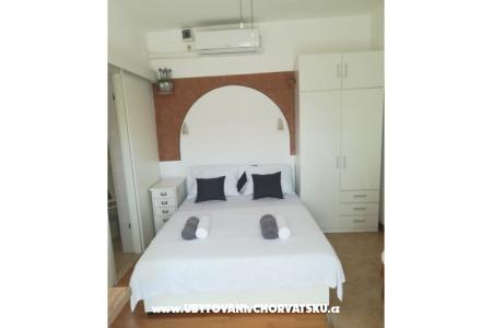 Apartmaji Sunce foto 2