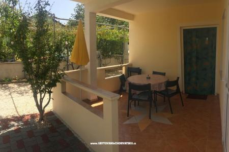 Apartmaji Anda foto 3