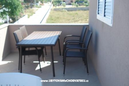 Apartmaji Orešić foto 4