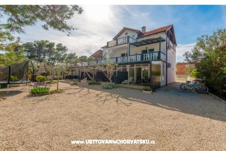 Apartmaji Villa Agape Vir otok Vir Hrvaška