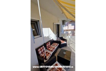 Apartma Anthos Vodice Hrvaška