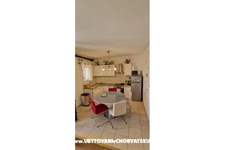 Apartma Anthos foto 3
