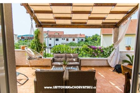 Apartma Maša Vodice Hrvaška