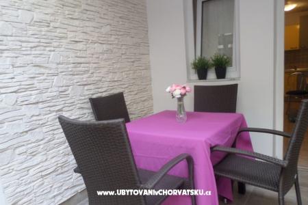 Apartmaji Bisserka foto 4