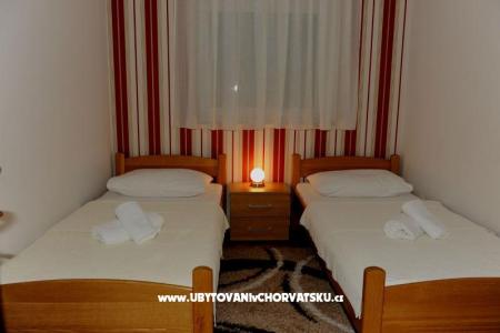 Apartmaji Dugonjić foto 4