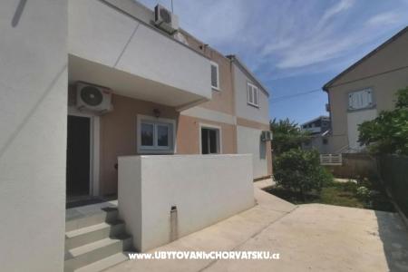 Apartmaji Ema i Roza foto 3