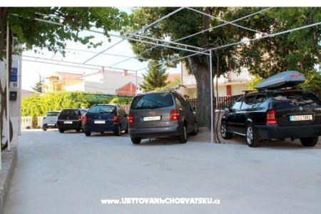 Apartmaji Juricev 100m to the beach foto 2
