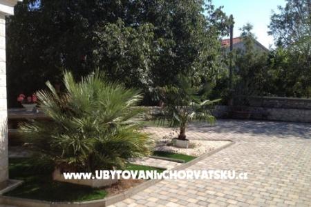 Apartmaji Kraljević foto 5
