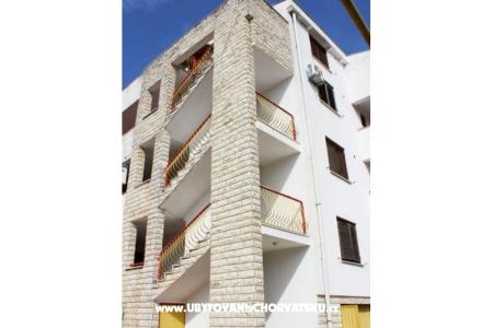 Apartmaji Vodice foto 2