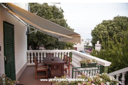 Apartmaji Alfirev Vodice foto 3