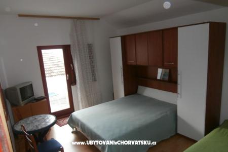 Apartmaji Mišolić - Vodice foto 3