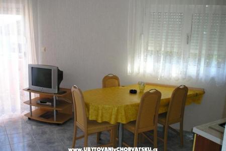 Apartmaji Aquarius foto 3