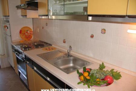 Apartmaji Mediterranean sundance foto 4