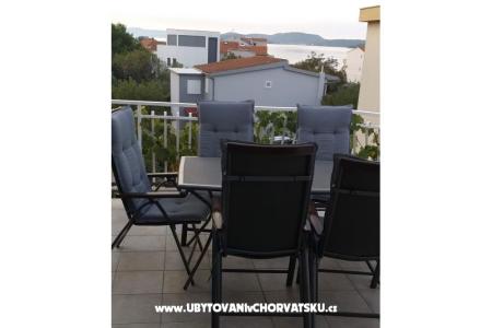 Apartmaji Milka-Jure Srima-Vodice foto 5