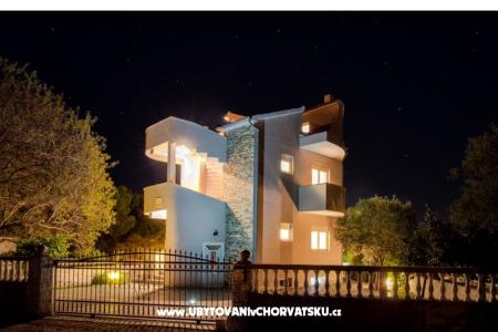 Aquarius Apartmaji foto 5