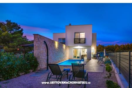 Katrya Luxury Villa Vodice Hrvaška